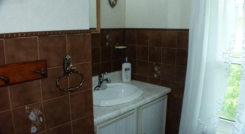 Doctor'S House B & B Tara Quarto foto